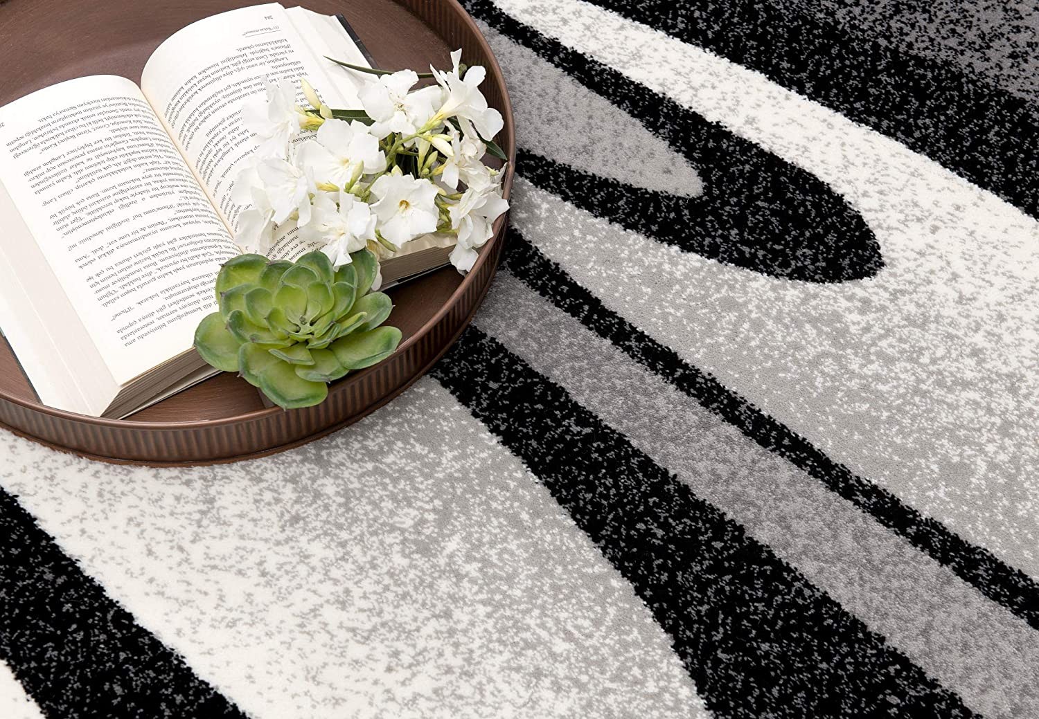 2" X 4" Gray Abstract Dhurrie Area Rug