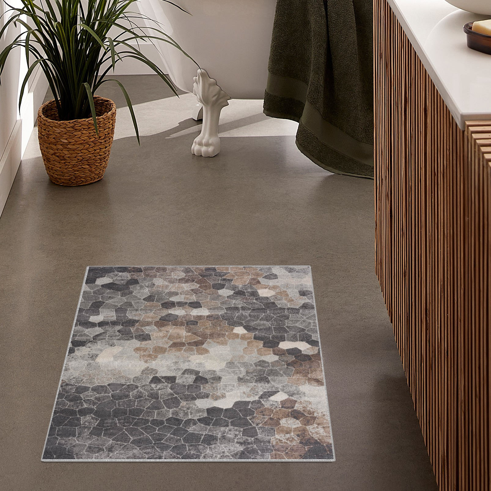2" X 3" Beige Cobblestone Pattern Scatter Rug