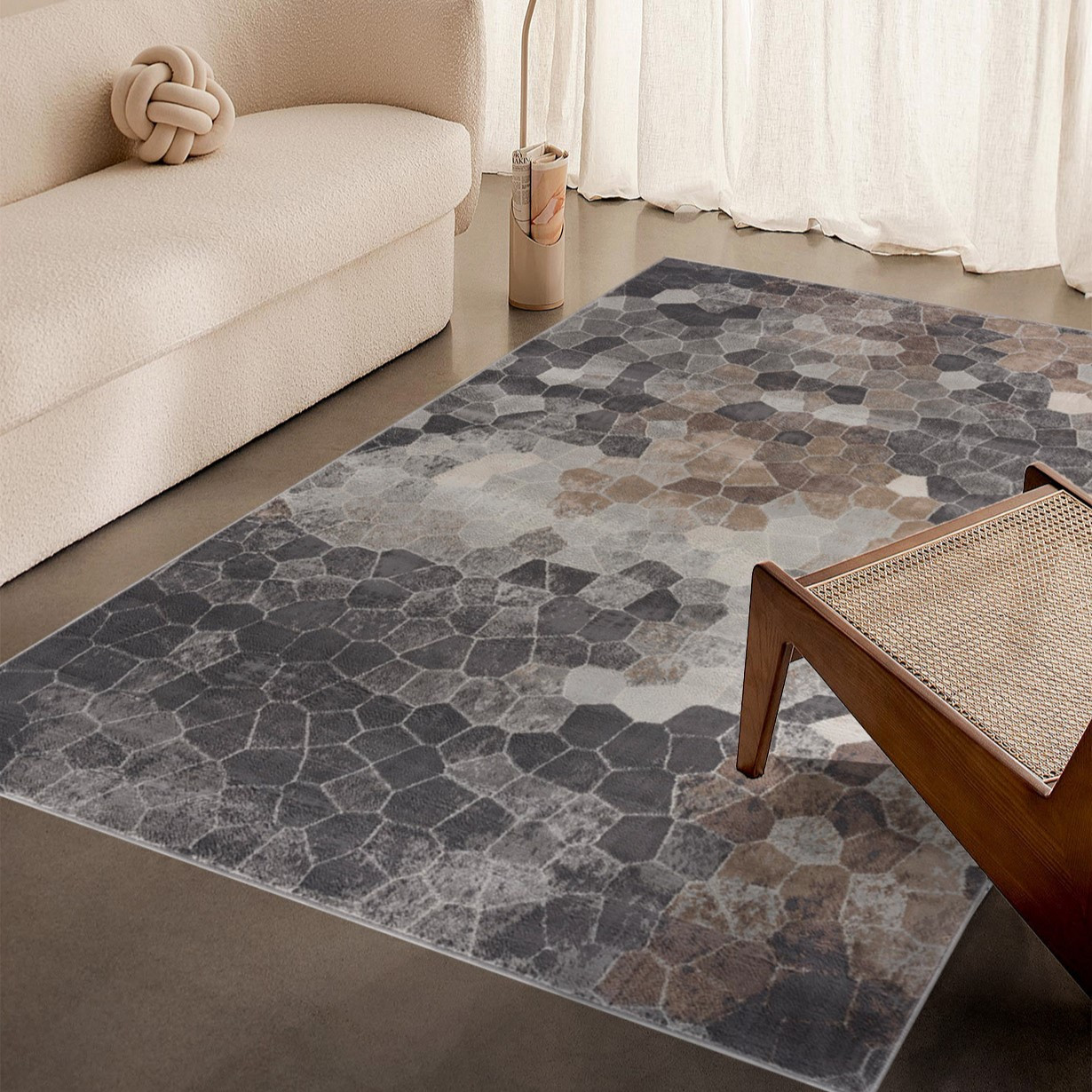 4" X 6" Beige Cobblestone Pattern Area Rug