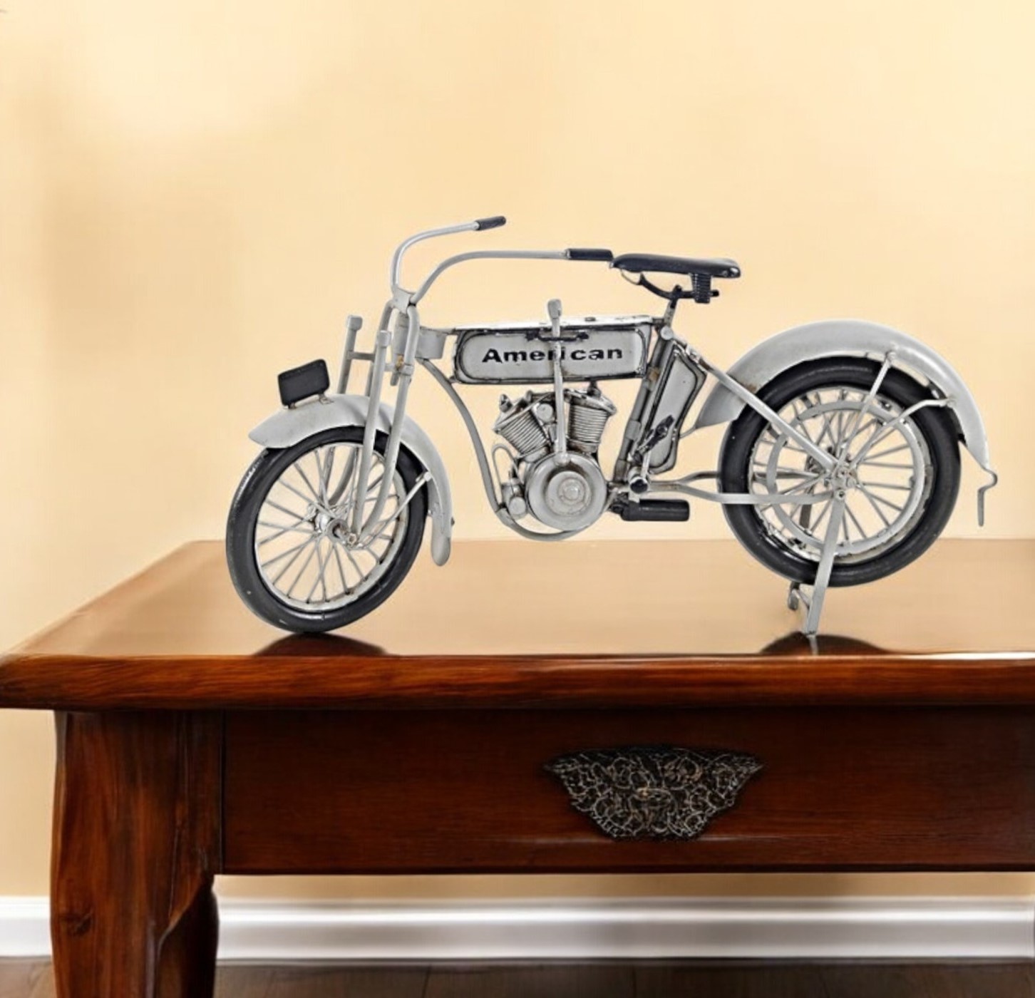 c1911 Harley-Davidson V-Twin Motorcycle Model Sculpture