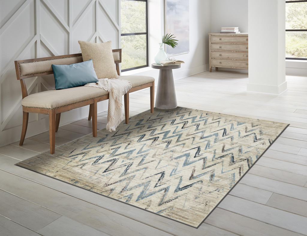 8" X 11" Ivory Chevron Area Rug
