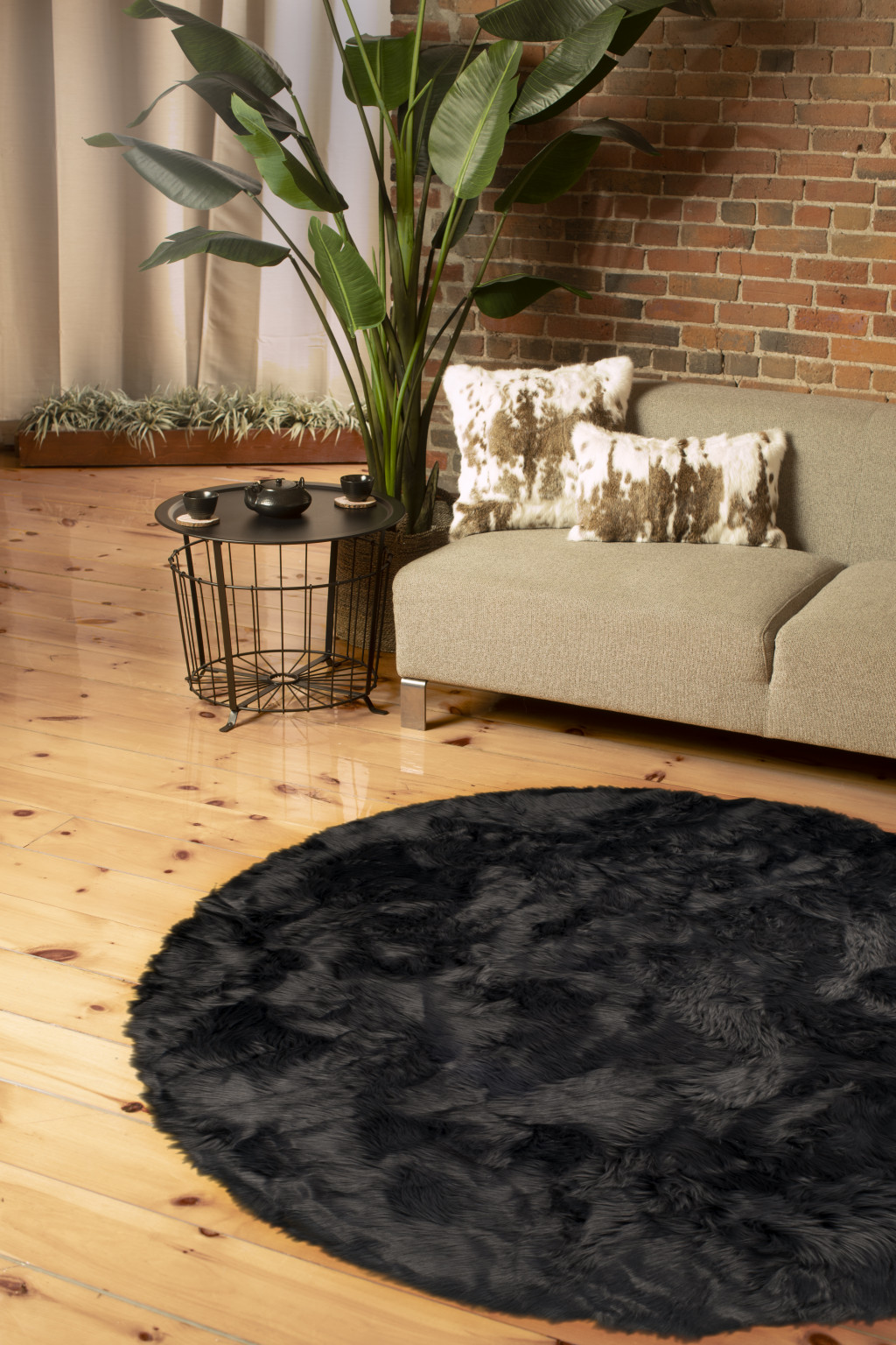 6" X 6" Grey Round Faux Fur Washable Non Skid Area Rug