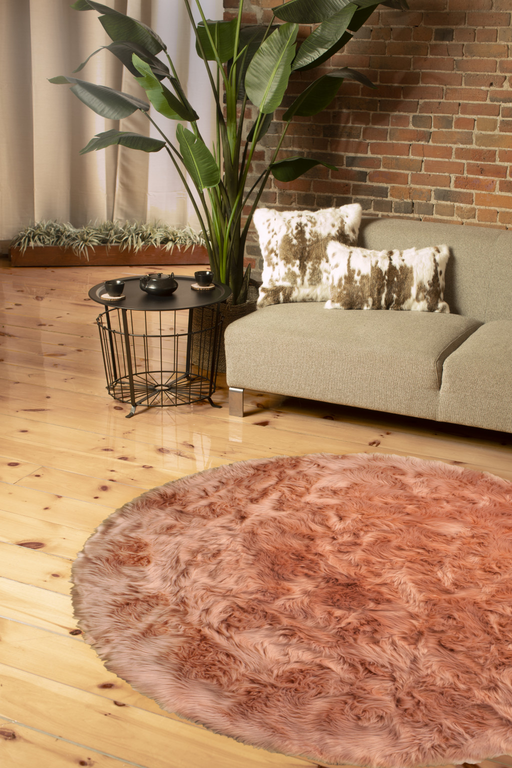 6" X 6" Dusty Rose Round Faux Fur Washable Non Skid Area Rug