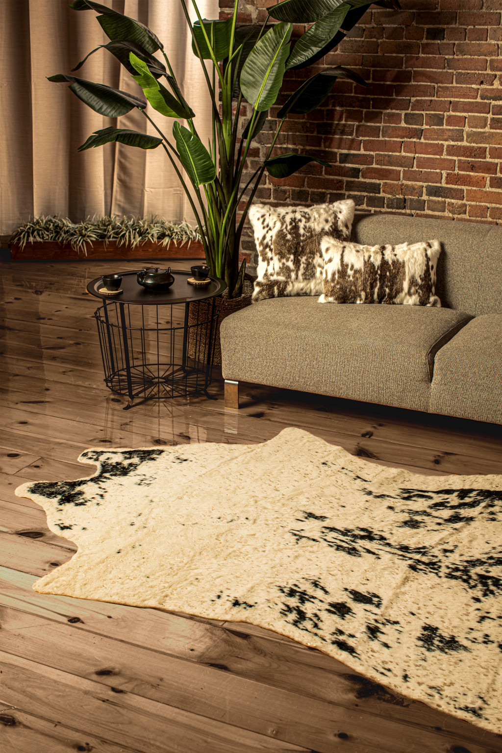 5 X 8 Off White Black and gold Faux cowhide Washable Area Rug