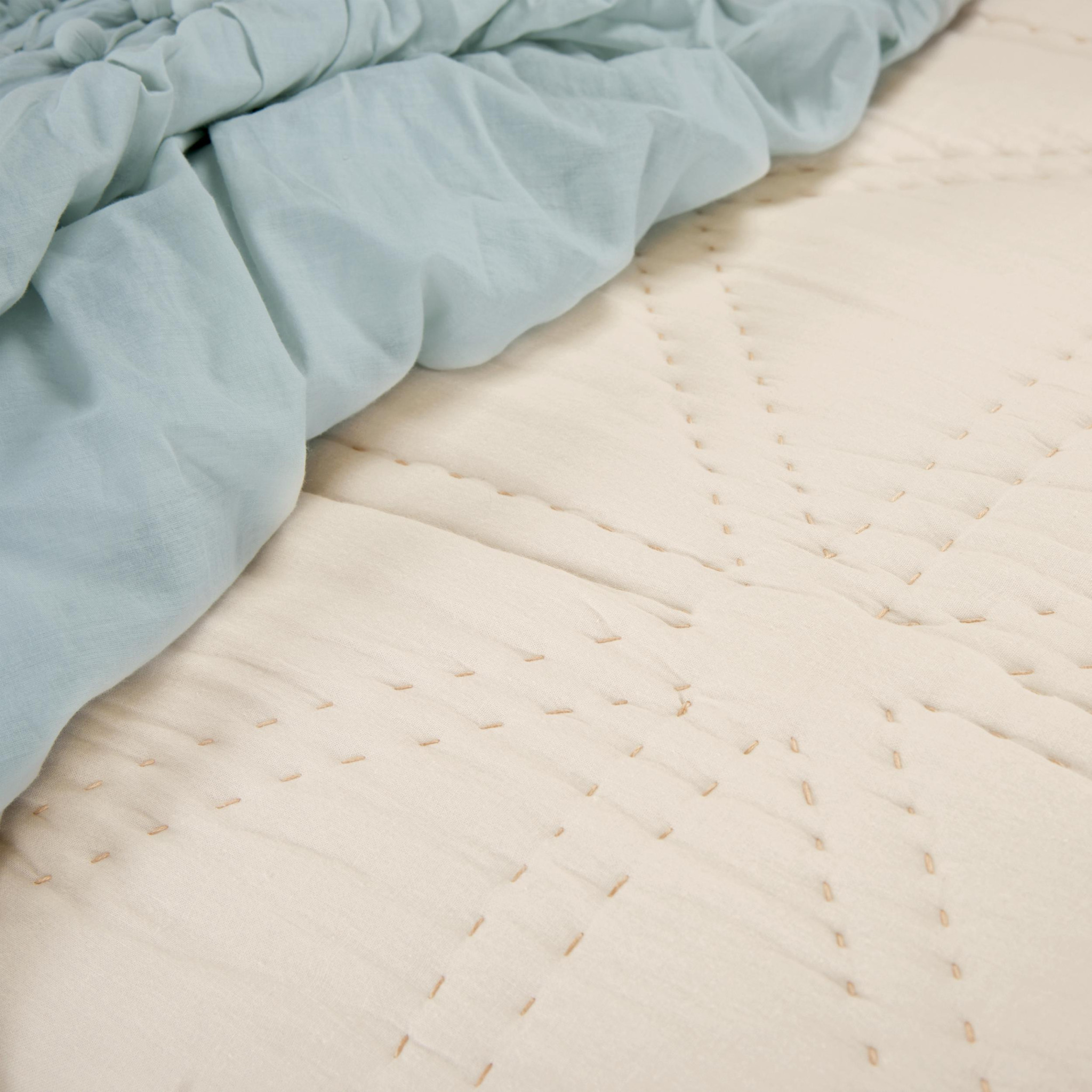 Natural Queen 100% Cotton 300 TC Machine Washable Comforter
