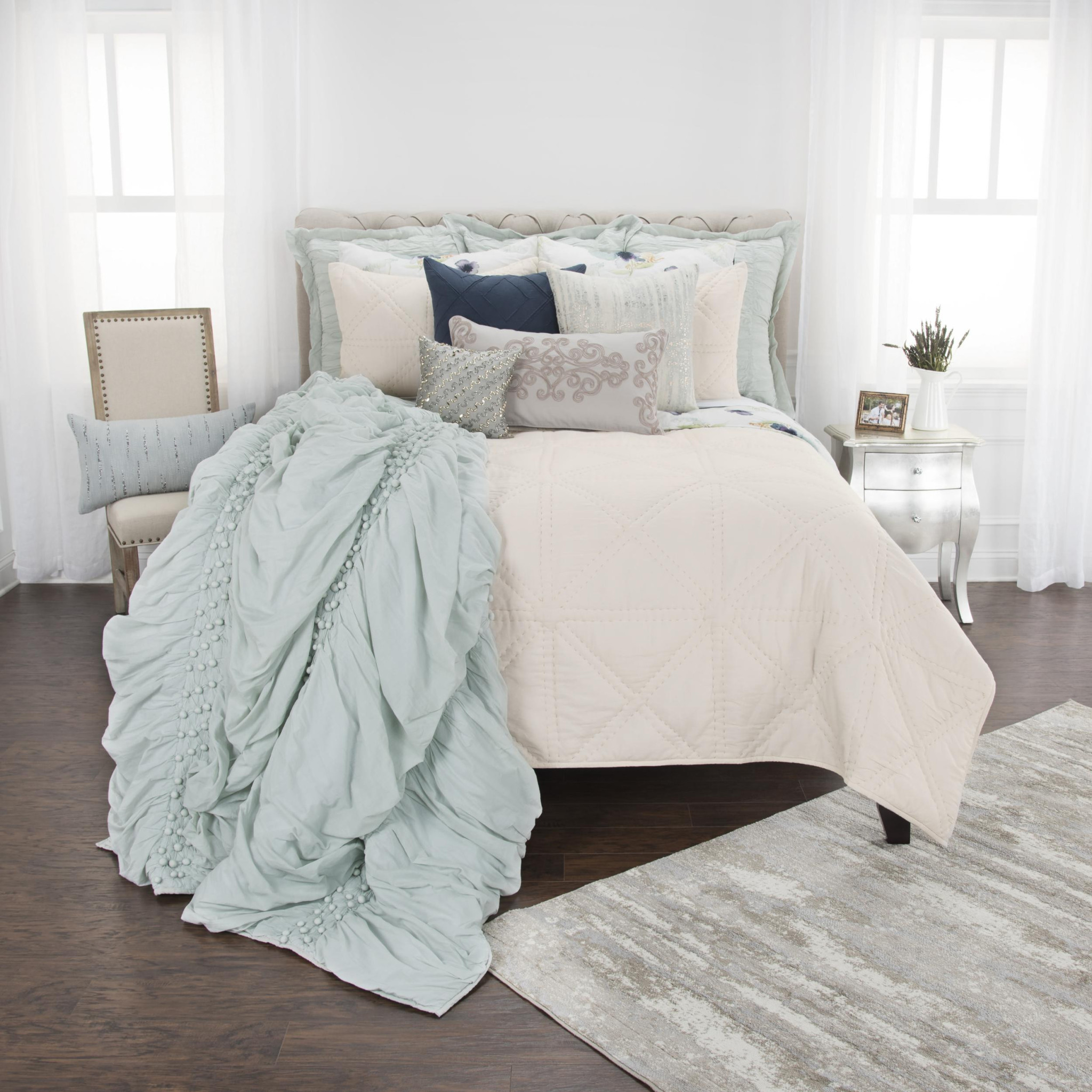 Natural Queen 100% Cotton 300 TC Machine Washable Comforter