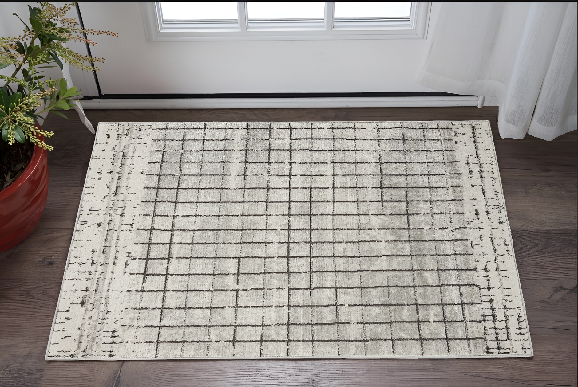 3" X 5" Ivory And Grey Abstract Power Loom Distressed Non Skid Area Rug