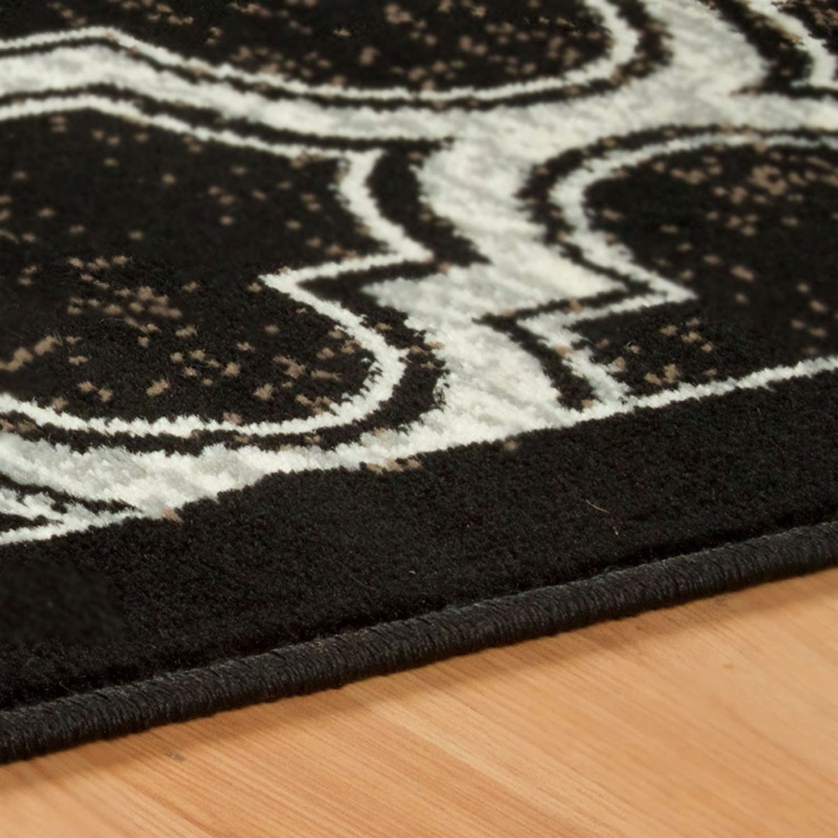 4" X 6" Black Geometric Stain Resistant Area Rug