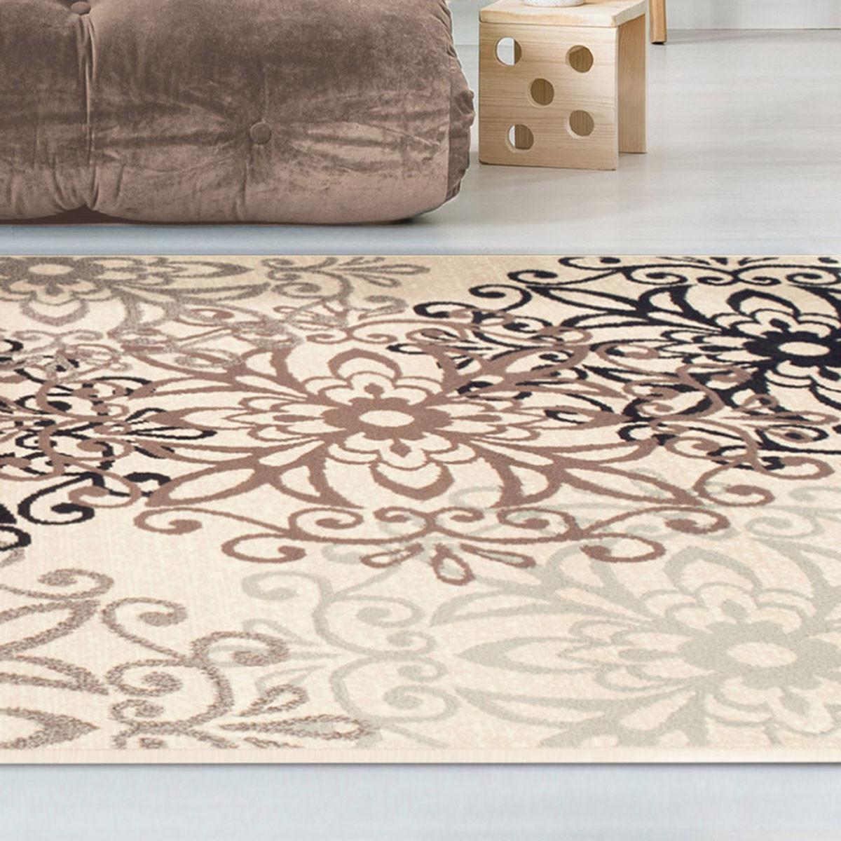 3" X 5" Beige And Gray Medallion Power Loom Stain Resistant Area Rug