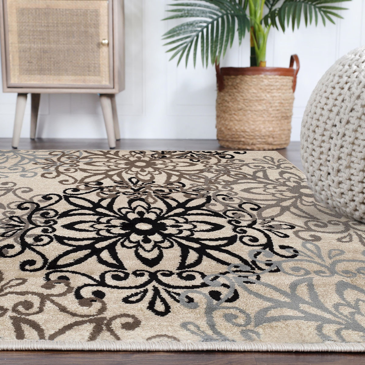 5" Square Tan Gray And Black Square Floral Medallion Stain Resistant Area Rug