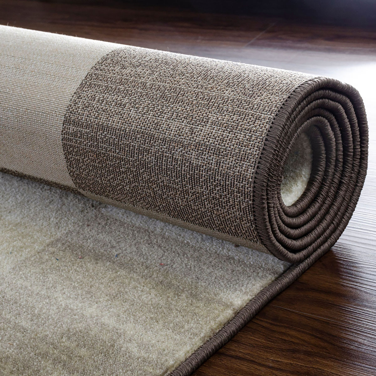 2" X 3" Beige Geometric Power Loom Stain Resistant Area Rug