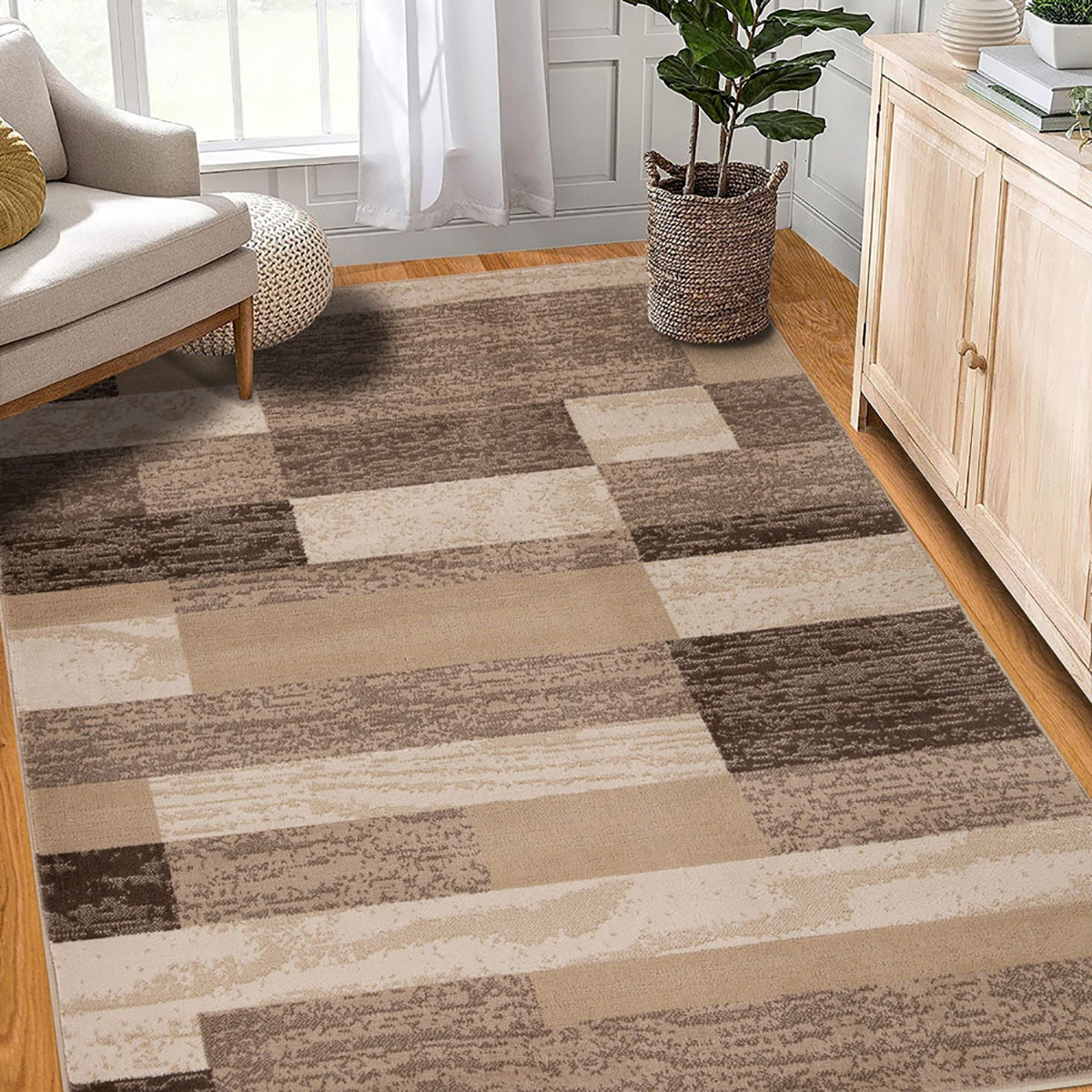 7" X 9" Beige Patchwork Power Loom Stain Resistant Area Rug