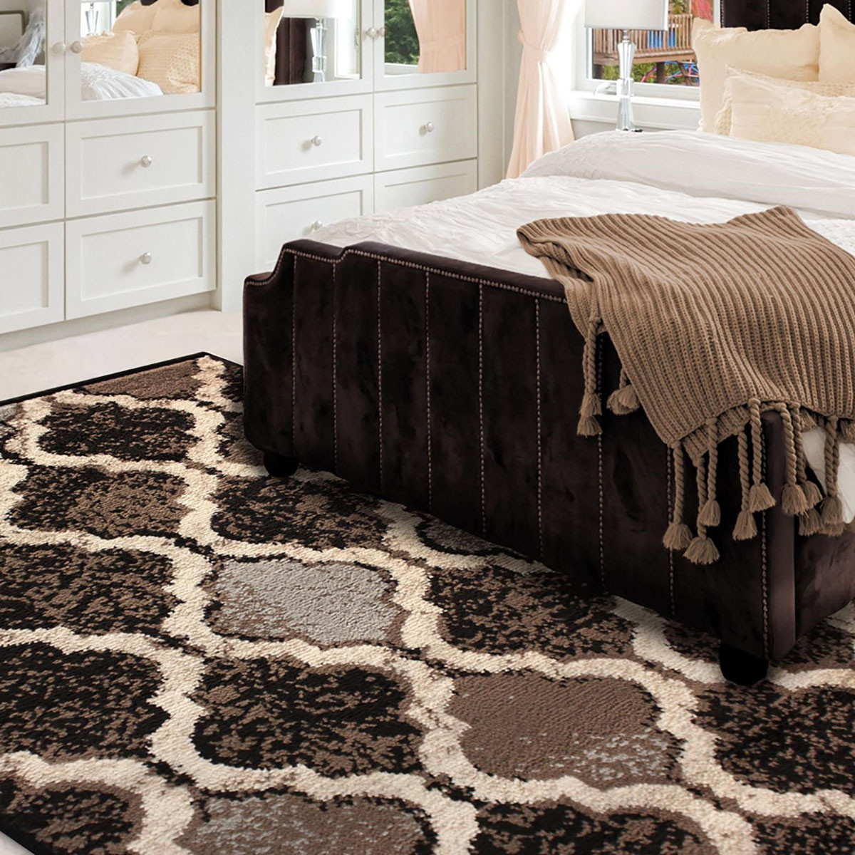 5" X 8" Chocolate Quatrefoil Power Loom Distressed Stain Resistant Area Rug