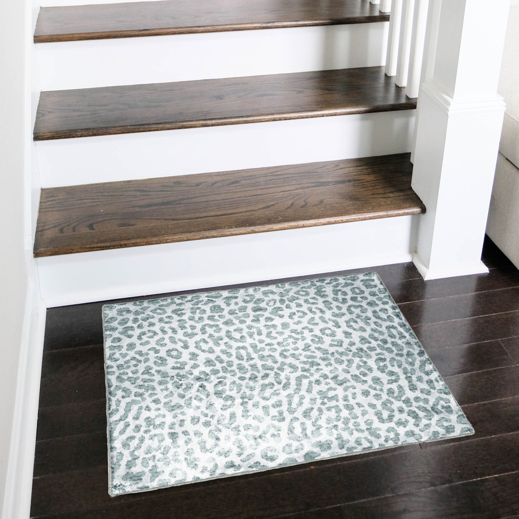 2 X 3 grey Leopard Print Shag Handmade Non Skid Area Rug