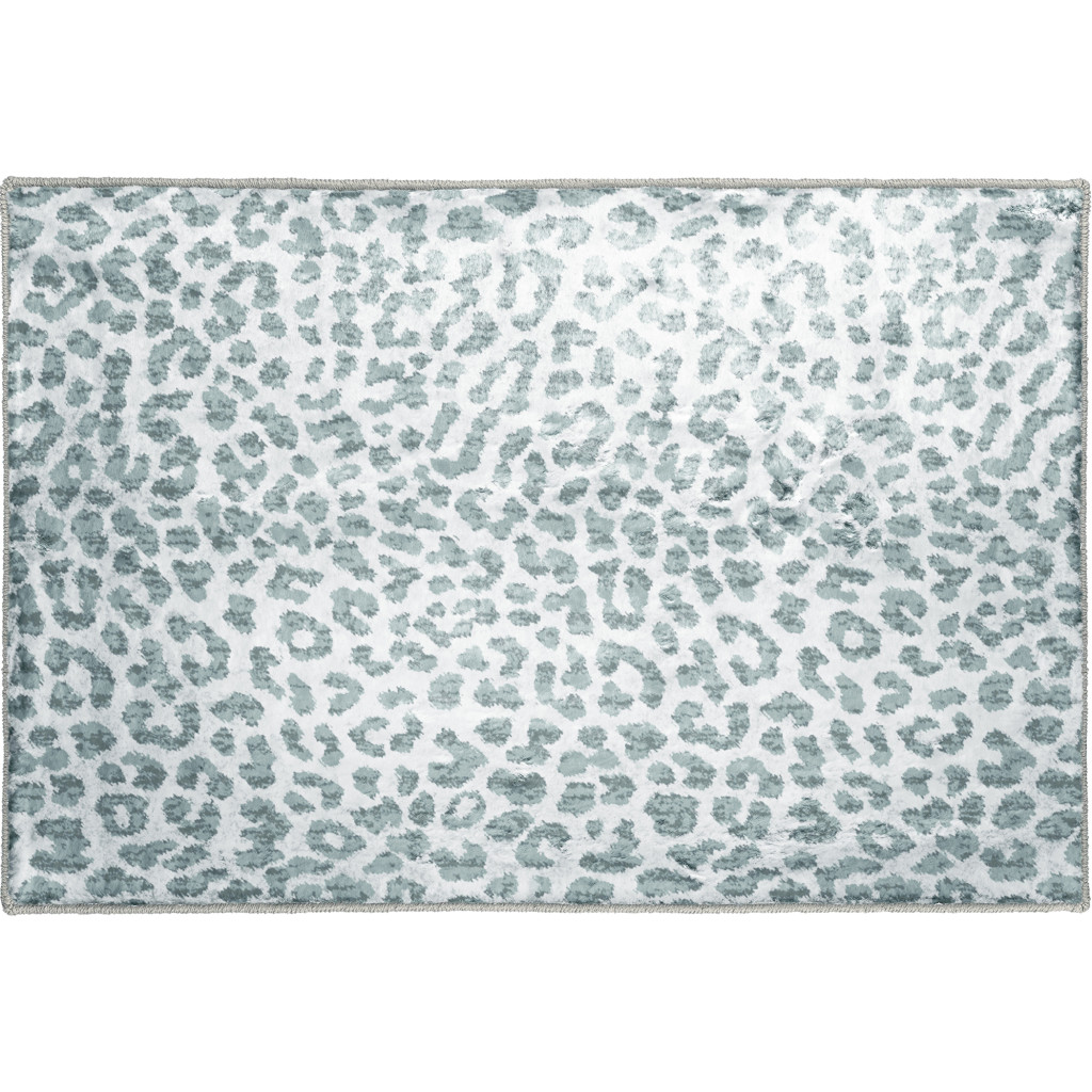 2" X 3" Grey Leopard Print Shag Handmade Non Skid Area Rug