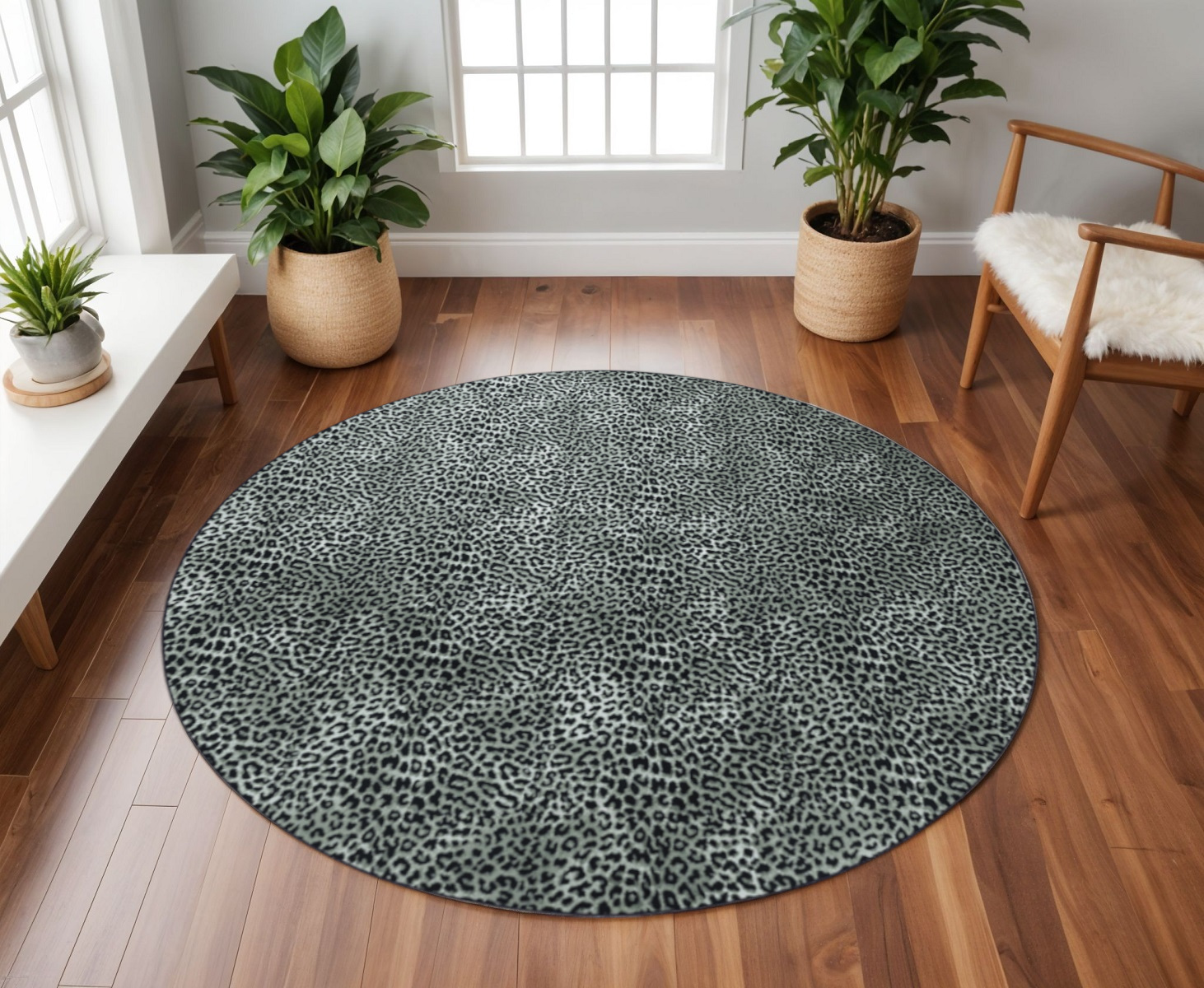 8' X 8' Black and Gray Leopard Round Shag Handmade Non Skid Area Rug-491672-1