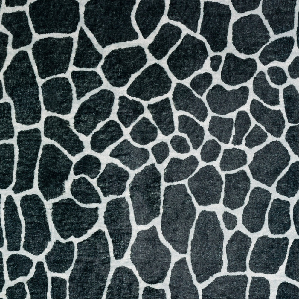 8" X 10" Black and White Croc Print Shag Handmade Non Skid Area Rug