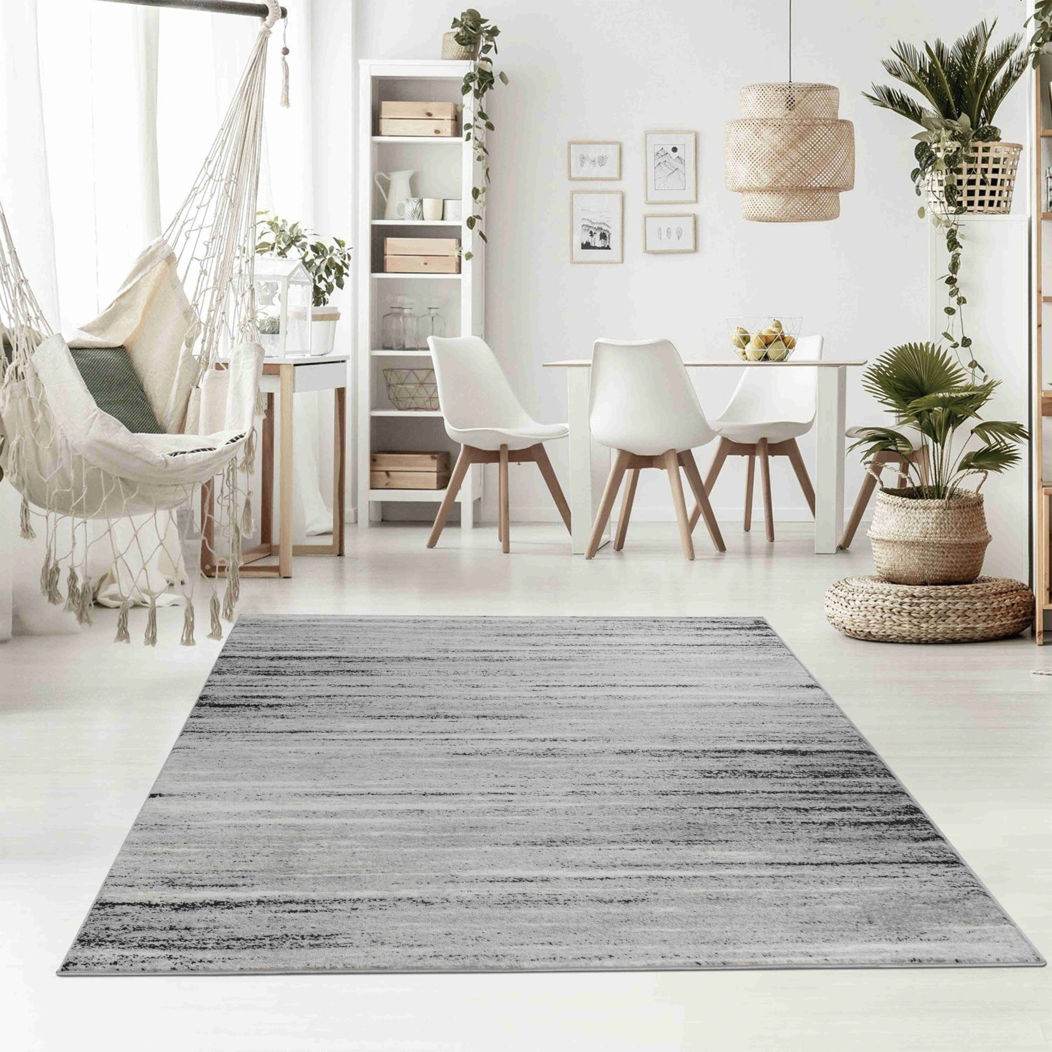 7" X 10" Grey Abstract Area Rug