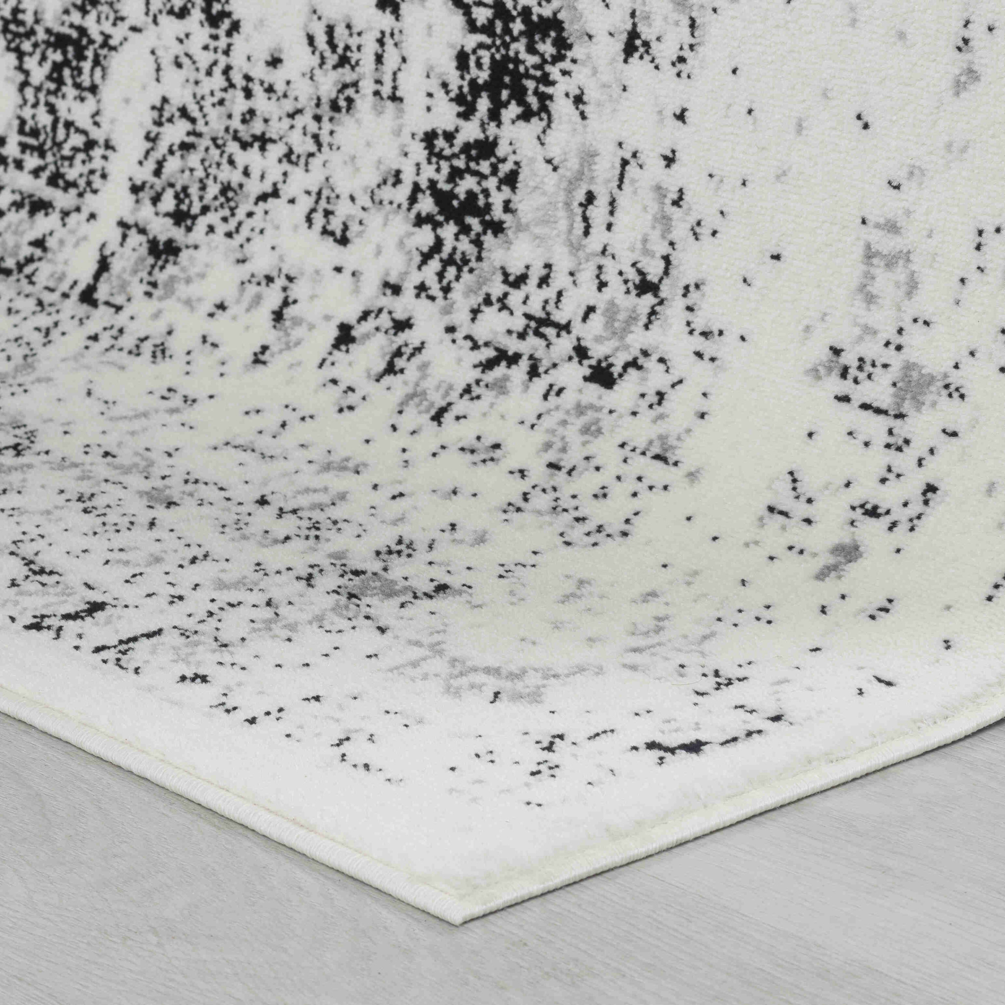 7" X 10" Black Oriental Area Rug