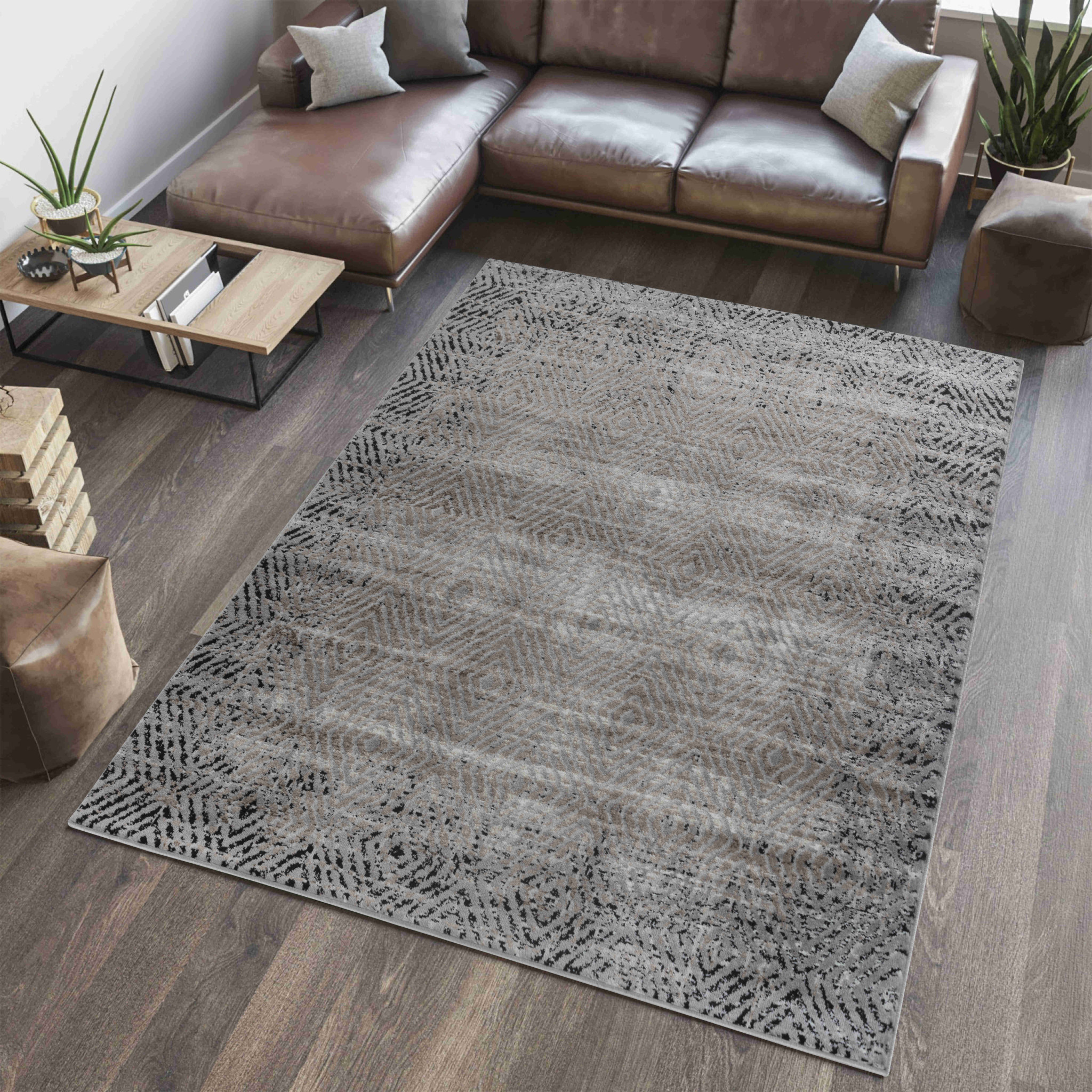 5" X 8" Brown Geometric Area Rug