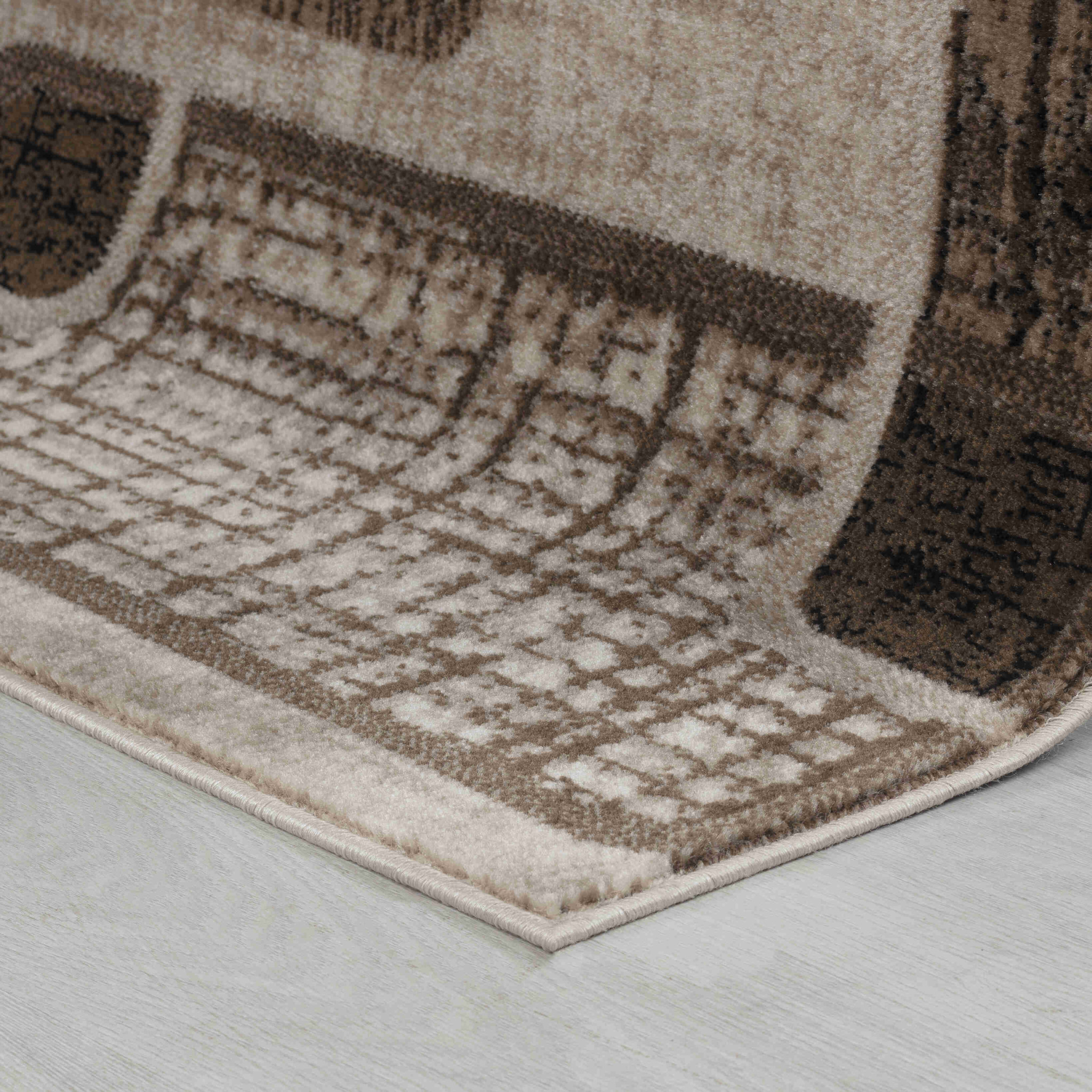 5" X 8" Brown Geometric Area Rug