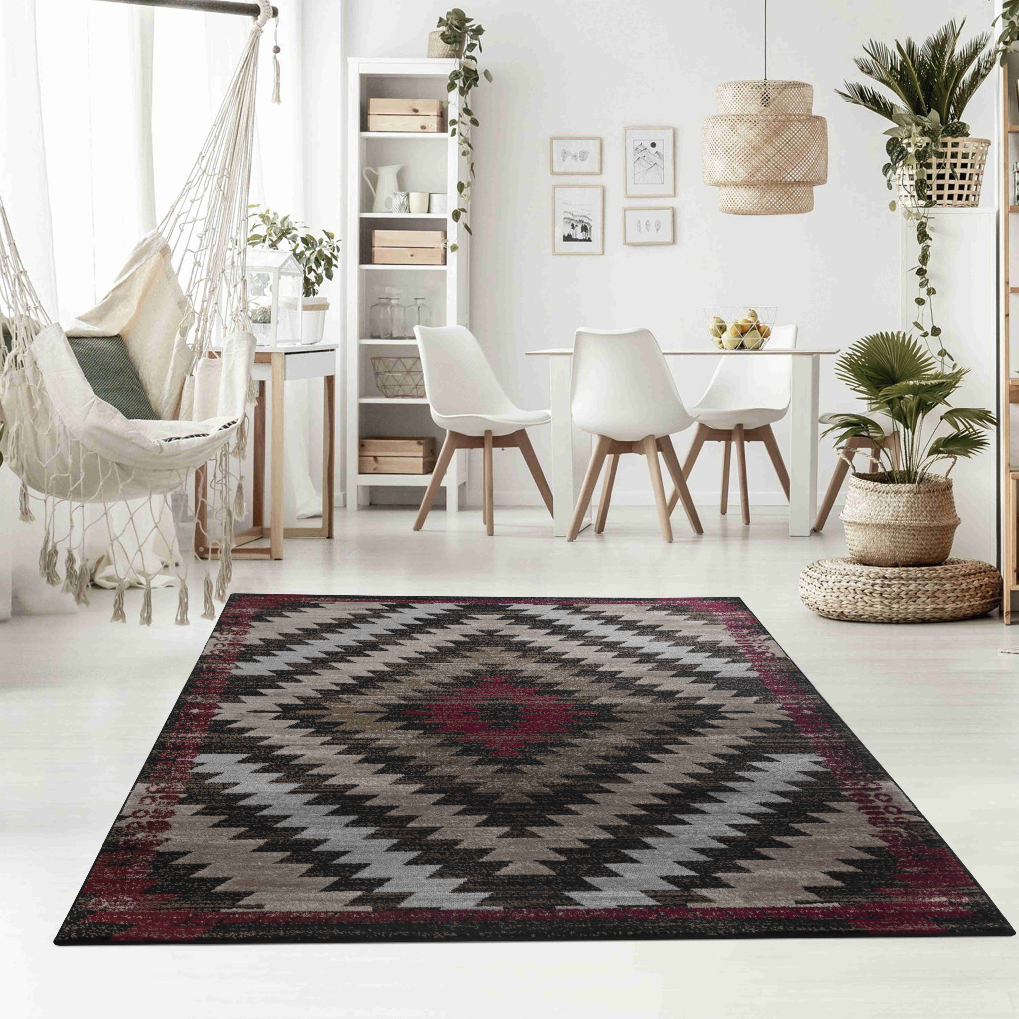 4" X 6" Brown Geometric Area Rug