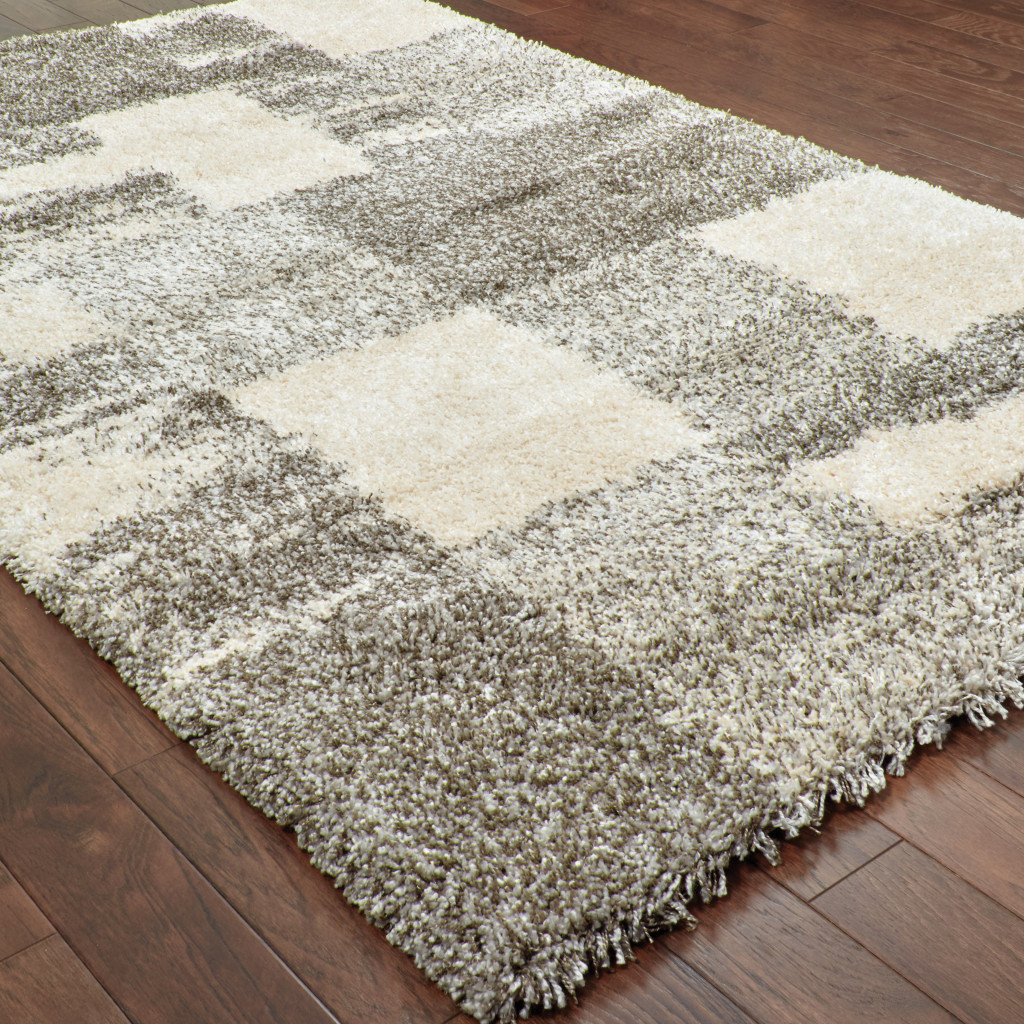 8" X 11" Grey Ivory And Silver Geometric Shag Power Loom Stain Resistant Area Rug