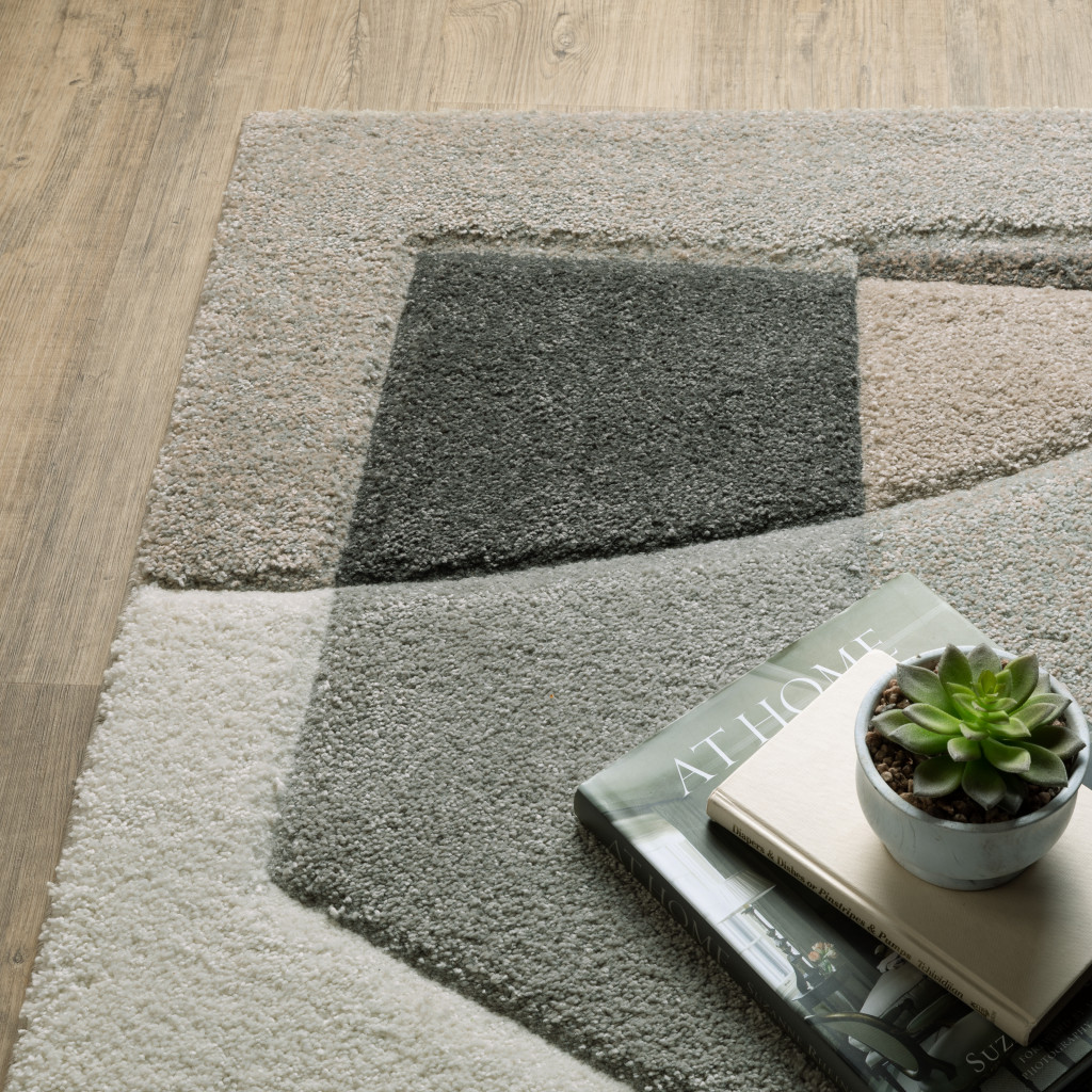 6" X 9" Beige Geometric Power Loom Stain Resistant Area Rug