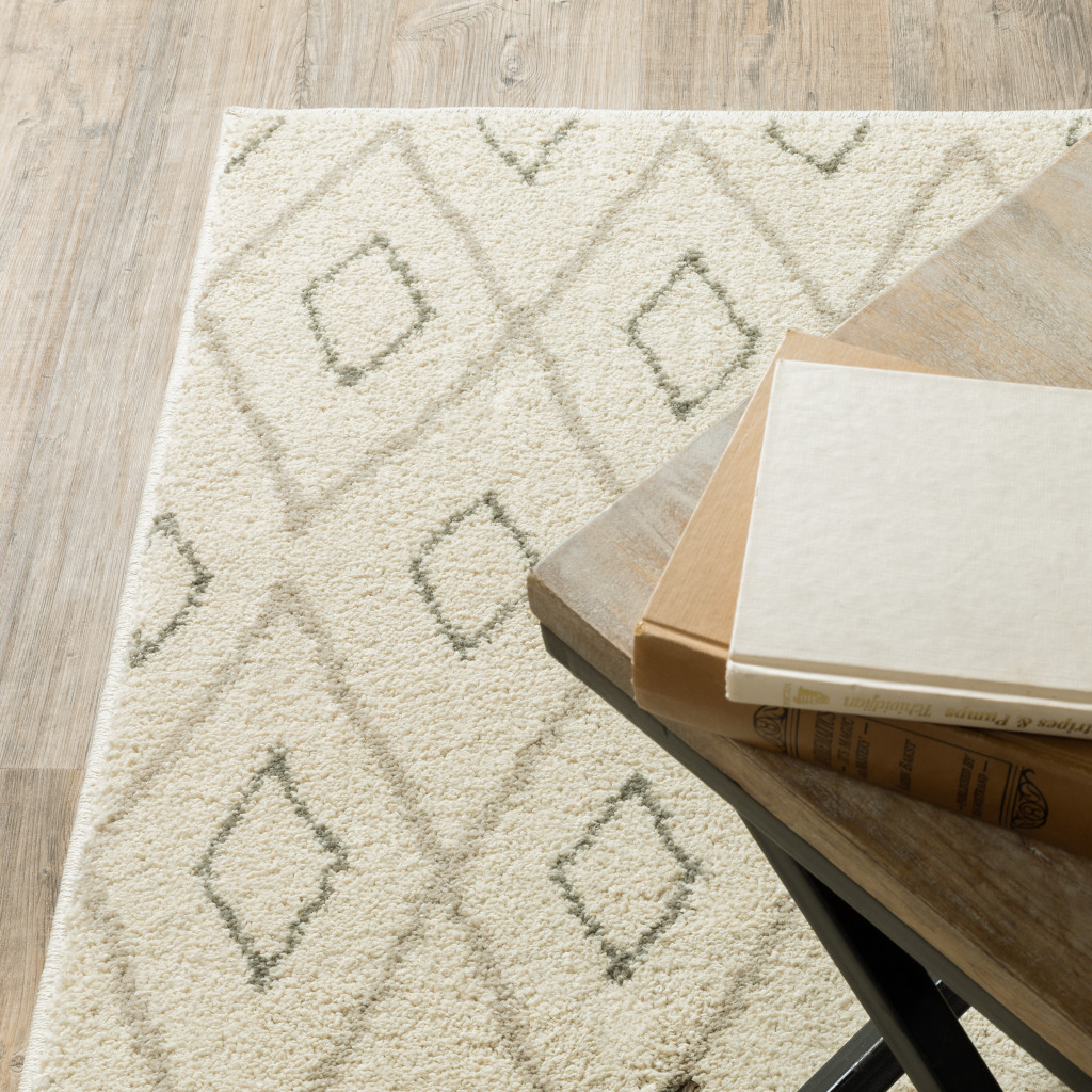5" X 7" Sand Ash Grey And Ivory Geometric Power Loom Stain Resistant Area Rug