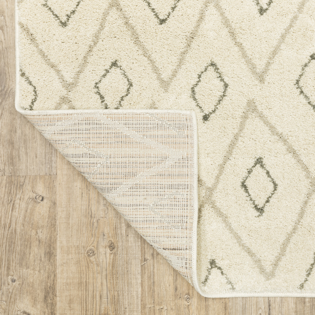 5" X 7" Sand Ash Grey And Ivory Geometric Power Loom Stain Resistant Area Rug