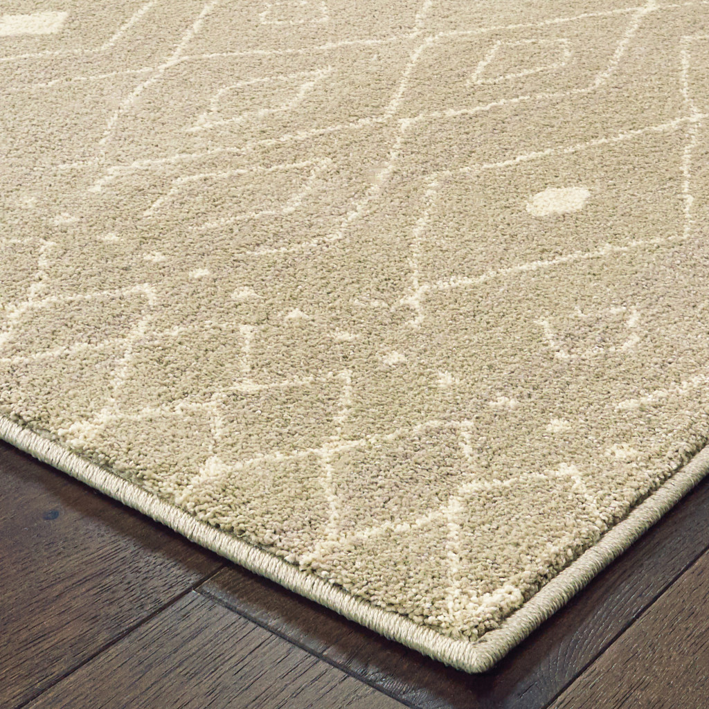 4 X 6 Sand And Ivory geometric Power Loom Stain Resistant Area Rug