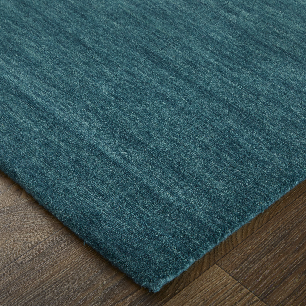 8" X 11" Blue And Green Wool Hand Woven Stain Resistant Area Rug