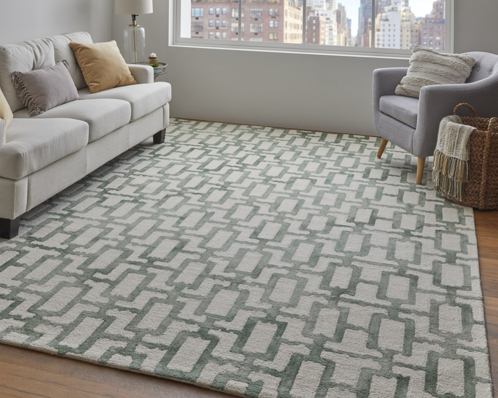 4" X 6" Ivory And Green Wool Geometric Tufted Handmade Area Rug