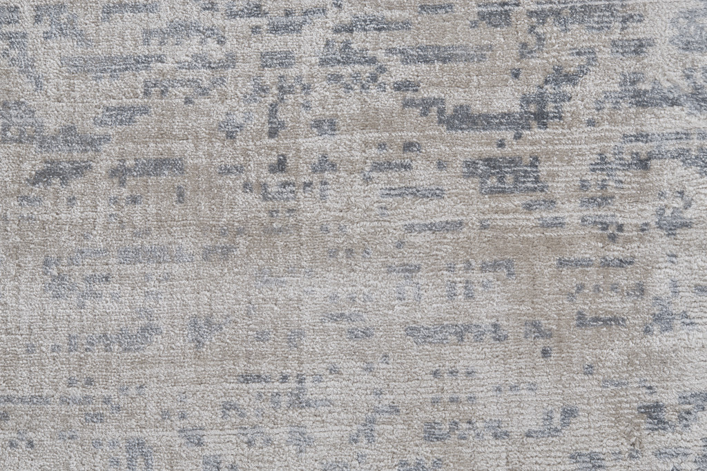 5" X 8" Gray and Ivory Abstract Hand Woven Area Rug