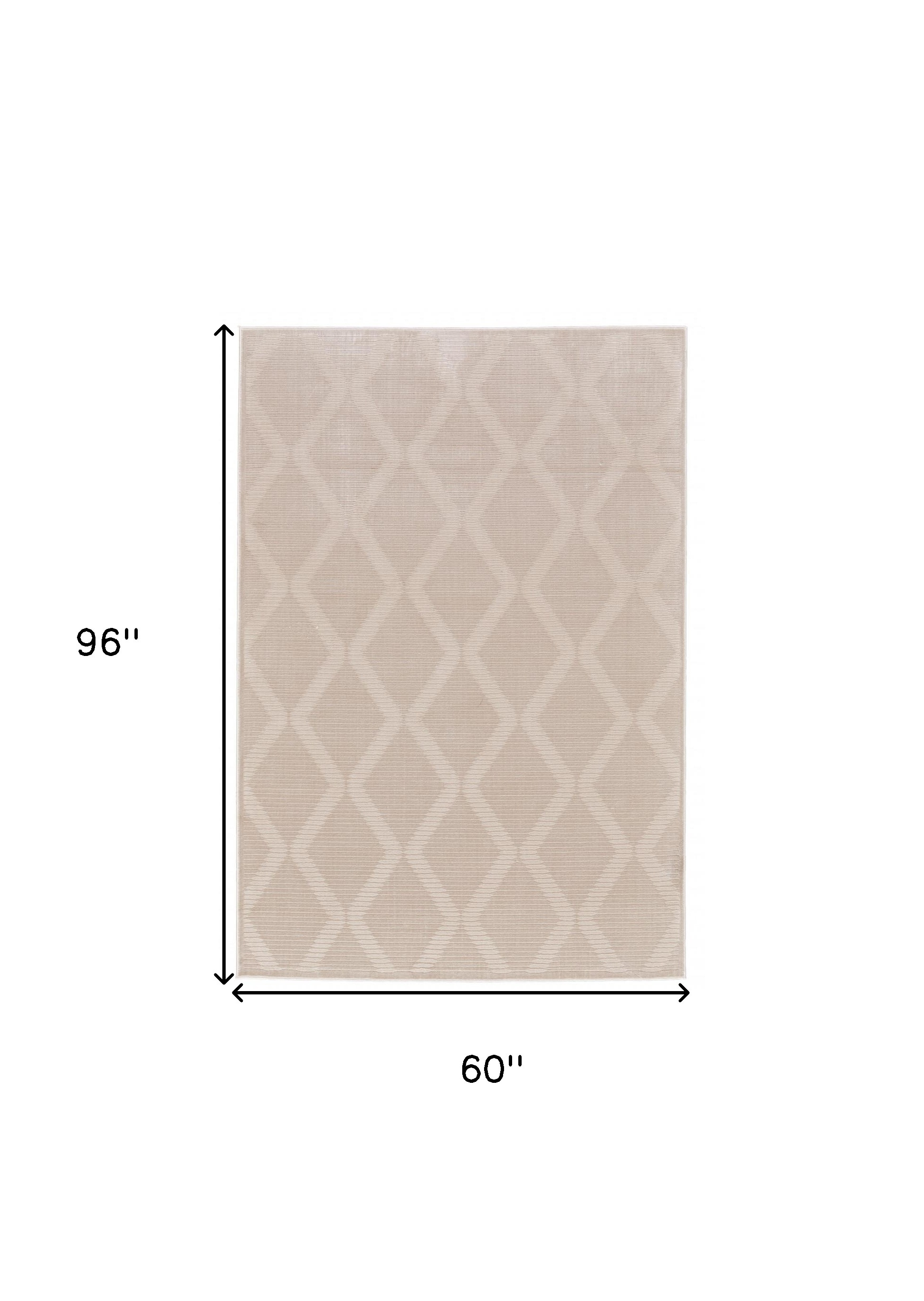 5" X 8" Ivory Geometric Area Rug