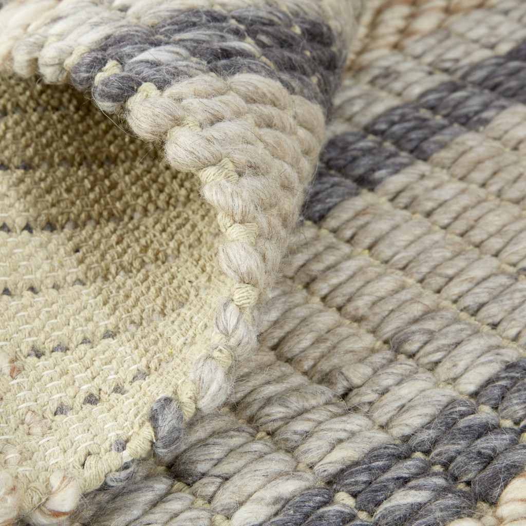 4" X 6" Gray and Ivory Wool Hand Woven Area Rug