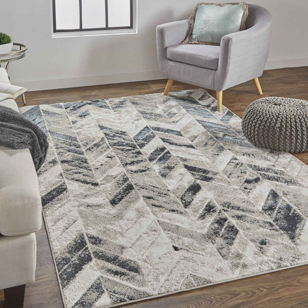 4" X 6" Gray and Black Geometric Non Skid Area Rug