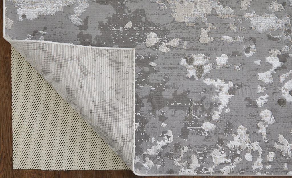 4" X 6" Silver Gray And White Abstract Area Rug