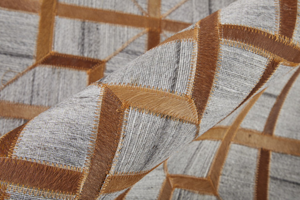 5" X 8" Tan and Brown Geometric Hand Woven Area Rug