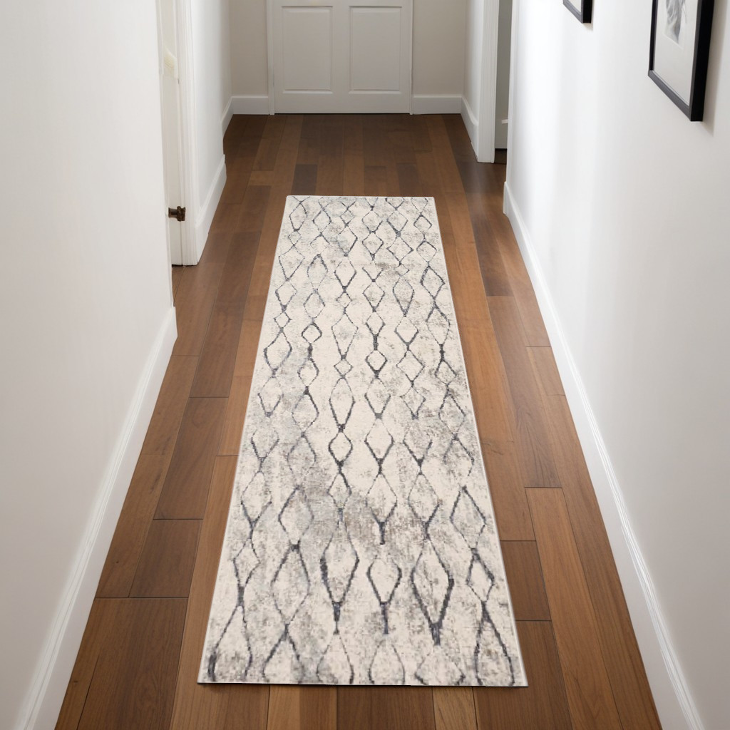 8" Gray and Ivory Abstract Runner Rug