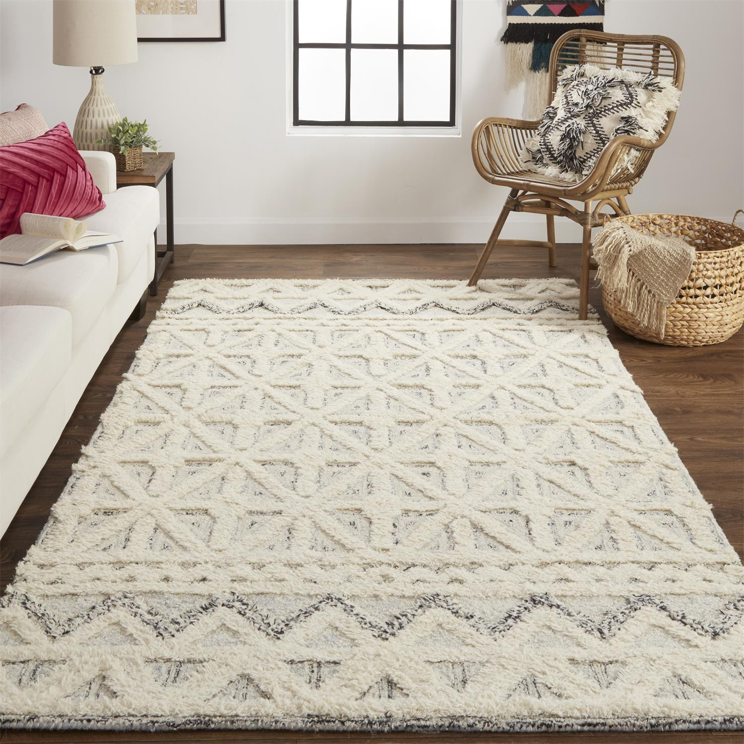 5" X 8" Ivory And Black Wool Geometric Tufted Handmade Stain Resistant Area Rug