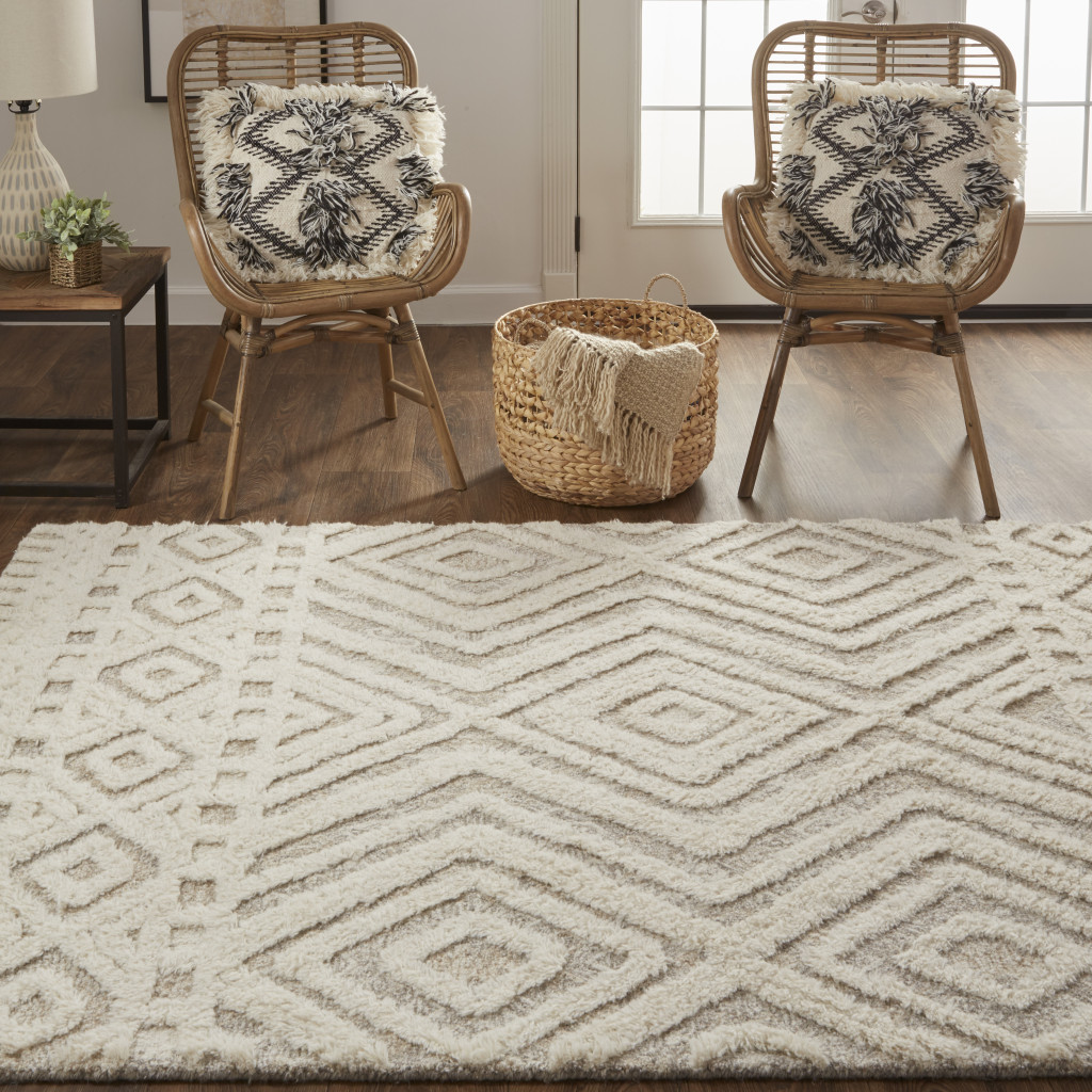 8" X 10" Ivory And Tan Wool Geometric Tufted Handmade Stain Resistant Area Rug