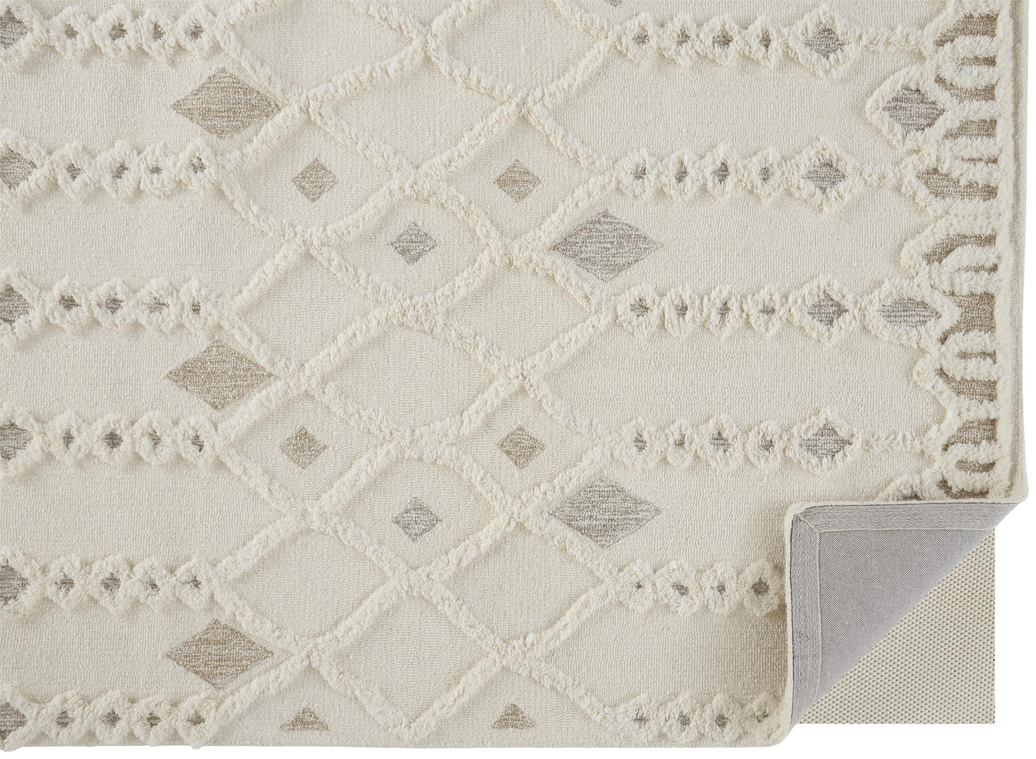 4" X 6" Ivory Tan And Silver Wool Geometric Tufted Handmade Stain Resistant Area Rug
