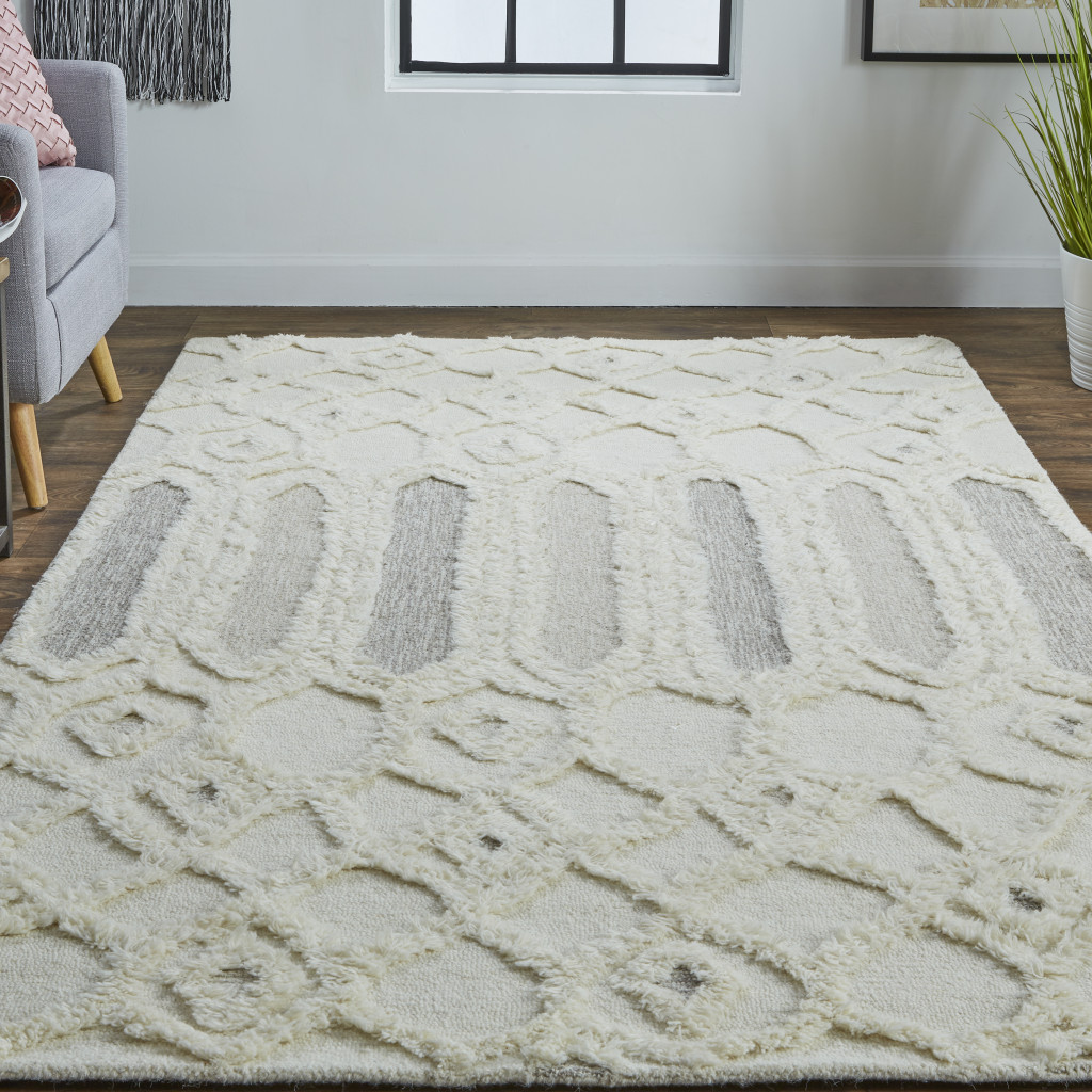 8" X 10" Gray and Ivory Wool Geometric Hand Tufted Area Rug