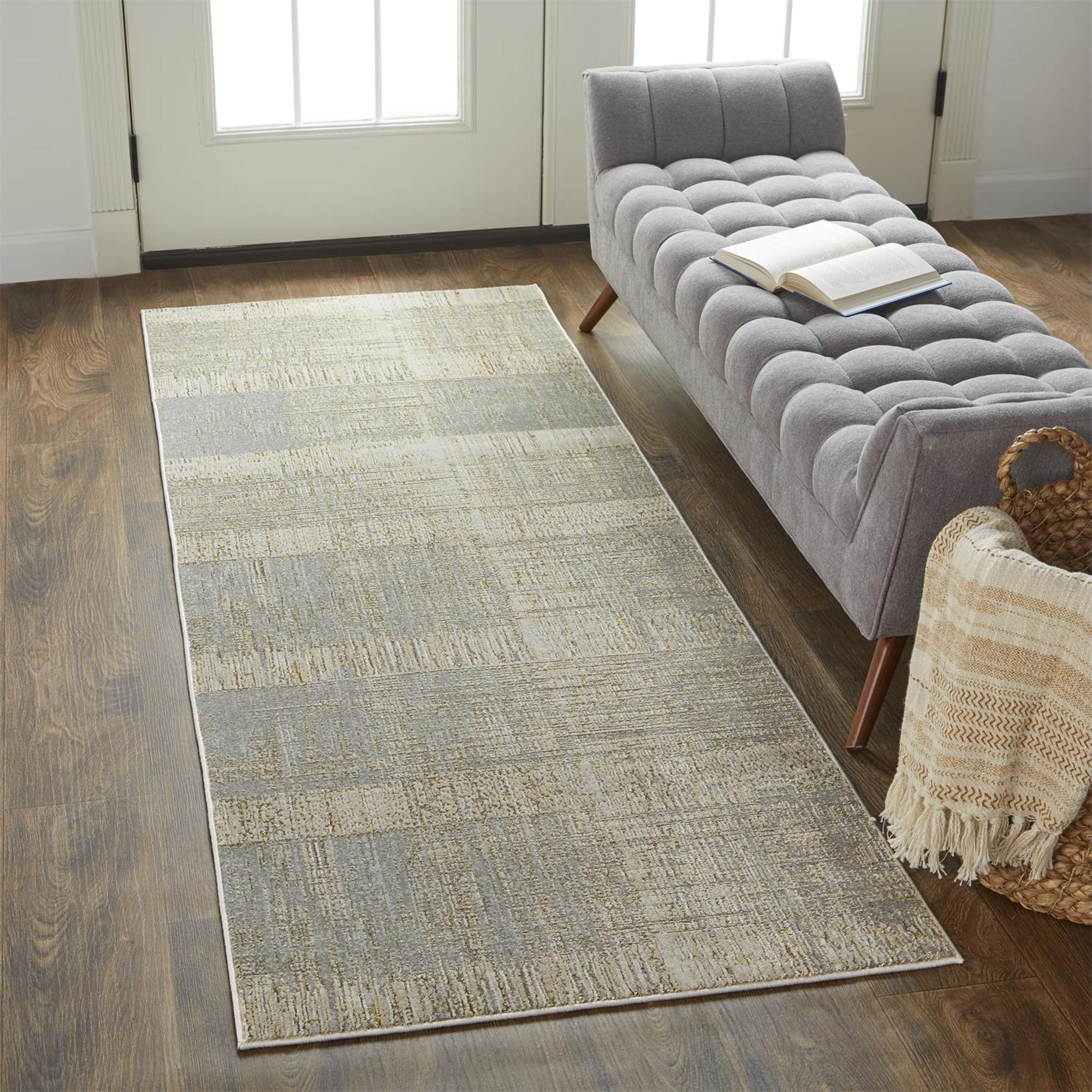 8" Gray and Ivory Abstract Runner Rug