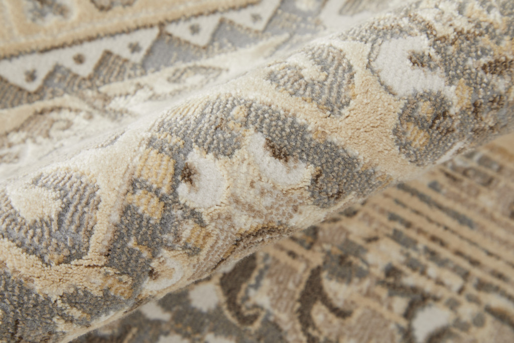 4" X 6" Brown and Ivory Floral Power Loom Distressed Non Skid Area Rug