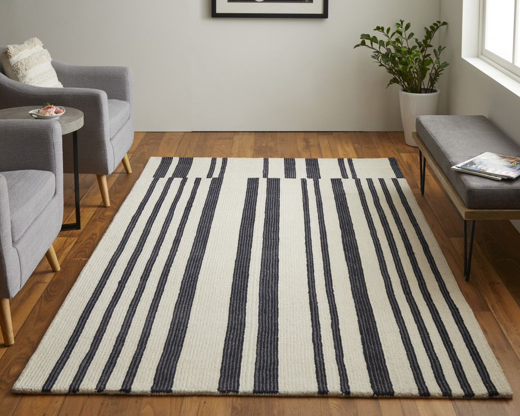 4" X 6" Ivory and Black Wool Abstract Hand Tufted Area Rug