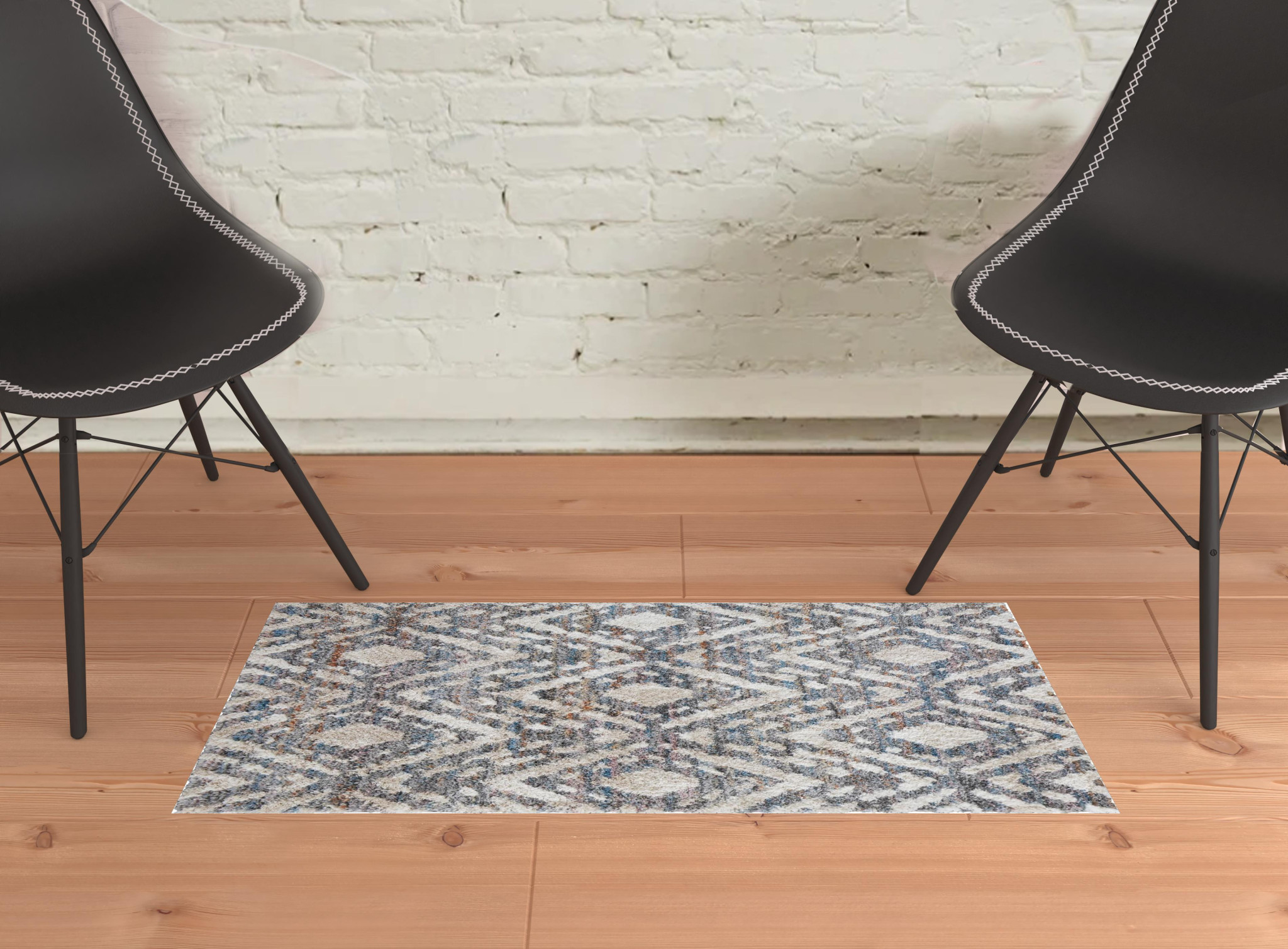 2" X 3" Ivory Gray And Taupe Geometric Power Loom Stain Resistant Area Rug