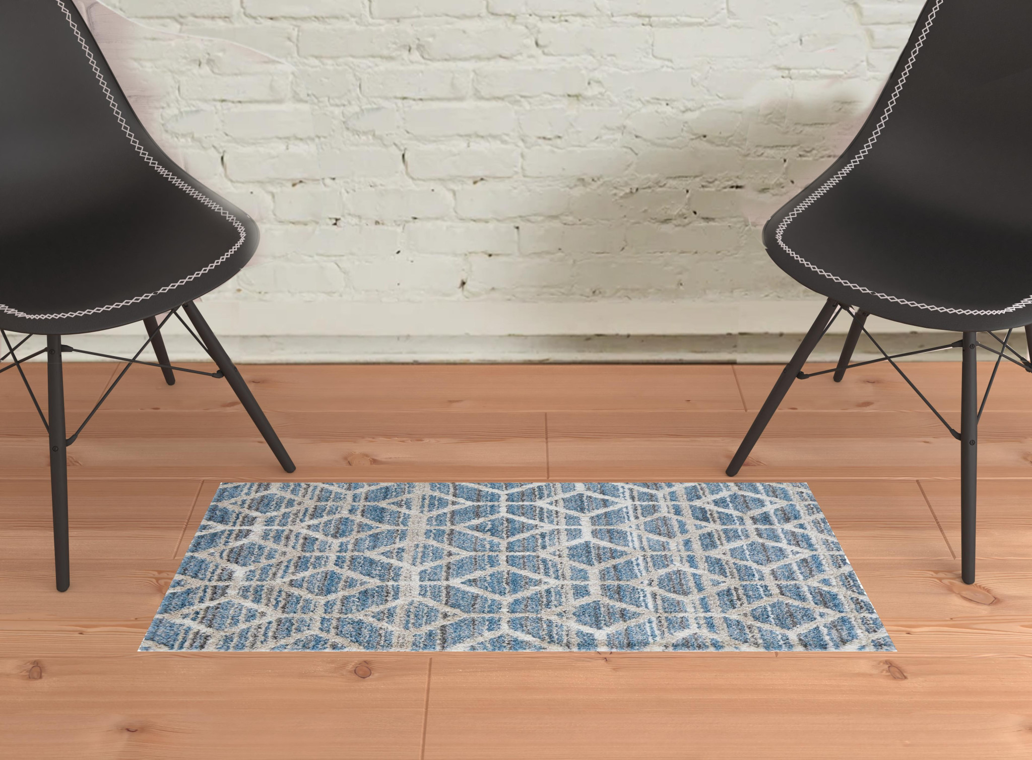 2" X 3" Blue And Ivory Geometric Power Loom Stain Resistant Area Rug