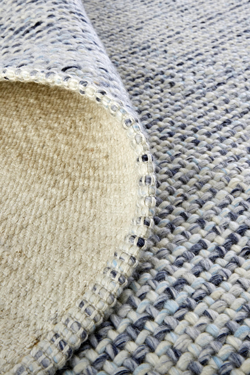 5" X 8" Gray Ivory And Blue Hand Woven Area Rug